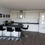 Neubau-ferienwohnung Mit Panorama-seeblick Bosau