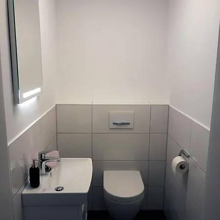 Neubau-ferienwohnung Mit Panorama-seeblick * 보사우