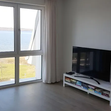 Neubau-ferienwohnung Mit Panorama-seeblick *