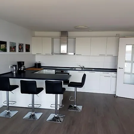 Neubau-ferienwohnung Mit Panorama-seeblick 보사우