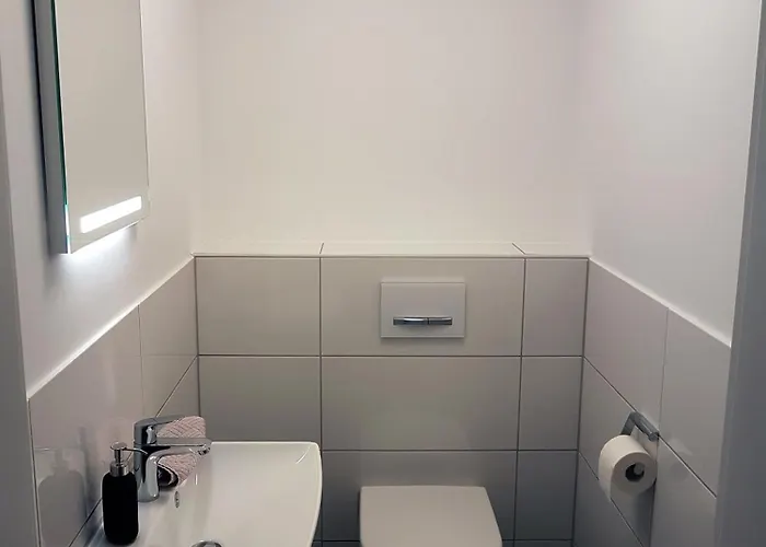 Neubau-ferienwohnung Mit Panorama-seeblick * Bosau